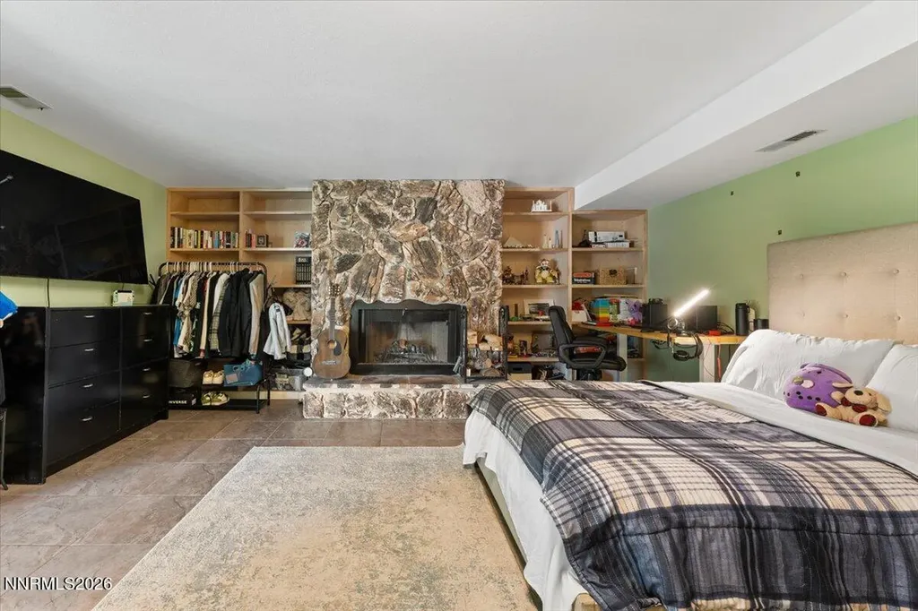 3070 Natalie Reno NV 89509