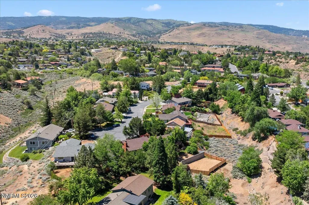 3070 Natalie Reno NV 89509