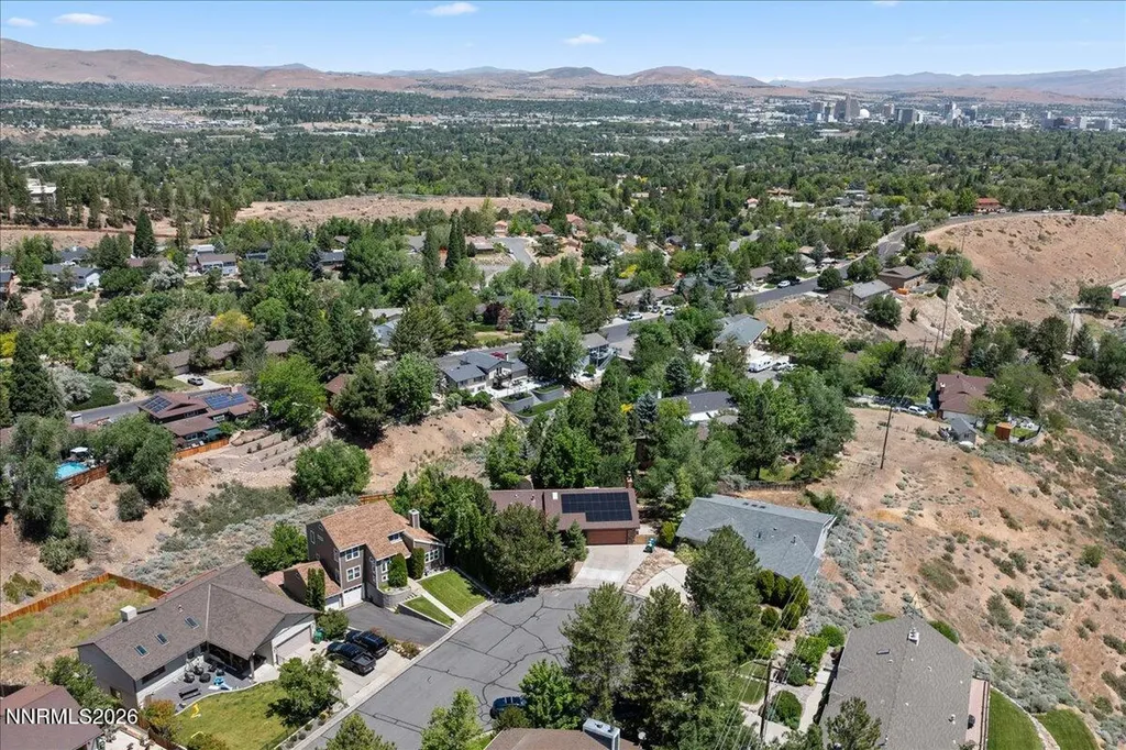 3070 Natalie Reno NV 89509