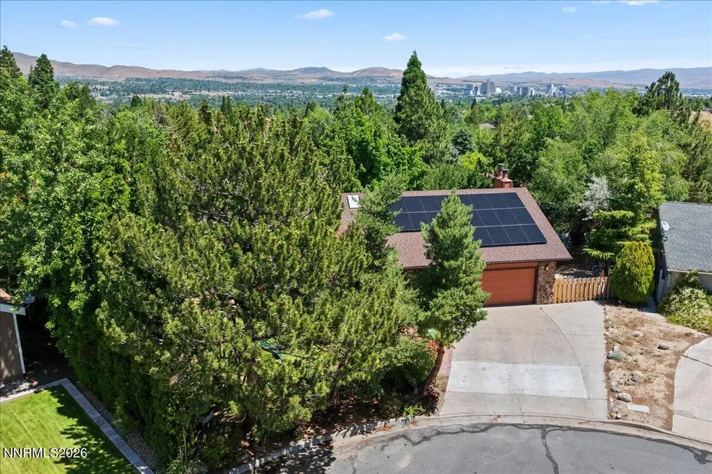 3070 Natalie Reno NV 89509