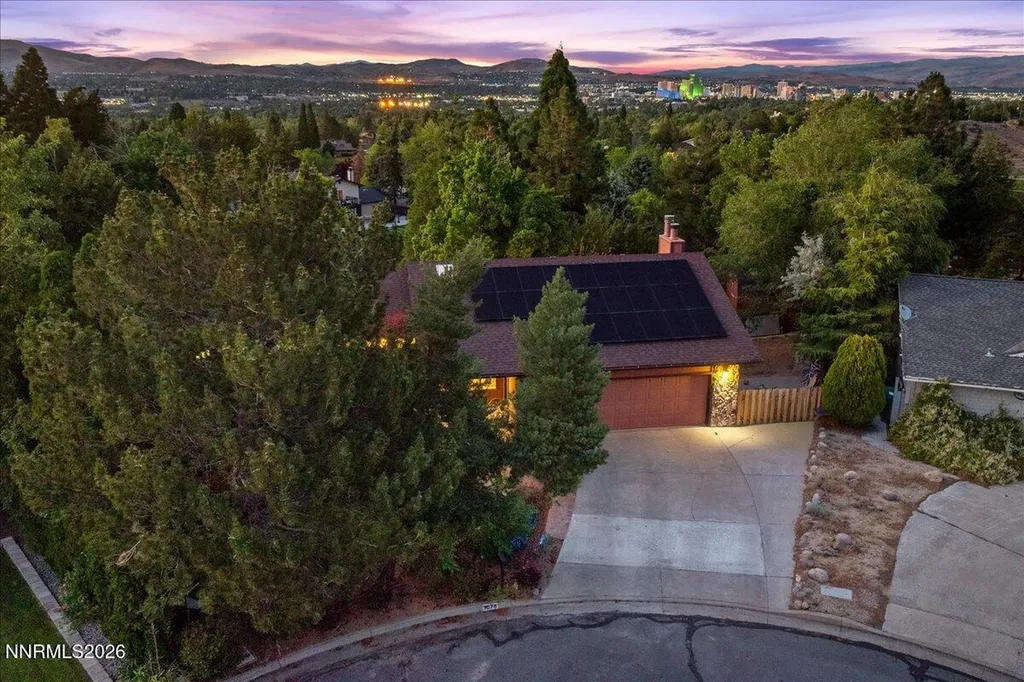 3070 Natalie Reno NV 89509