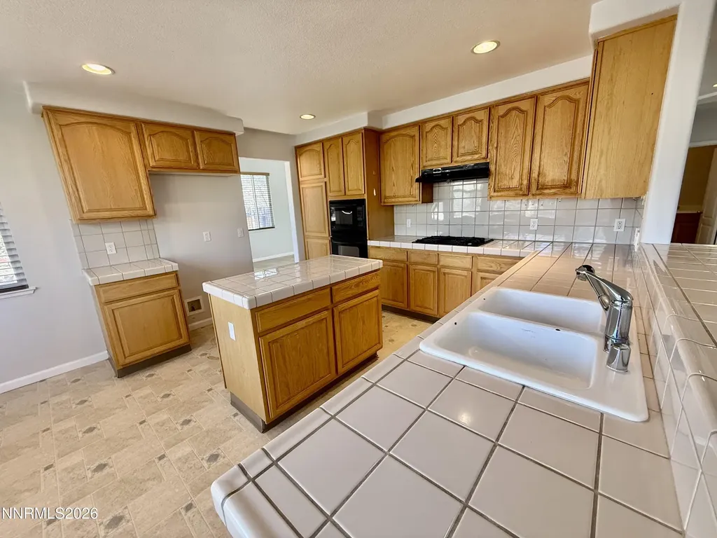 2999 Silverado Creek Reno NV 89523