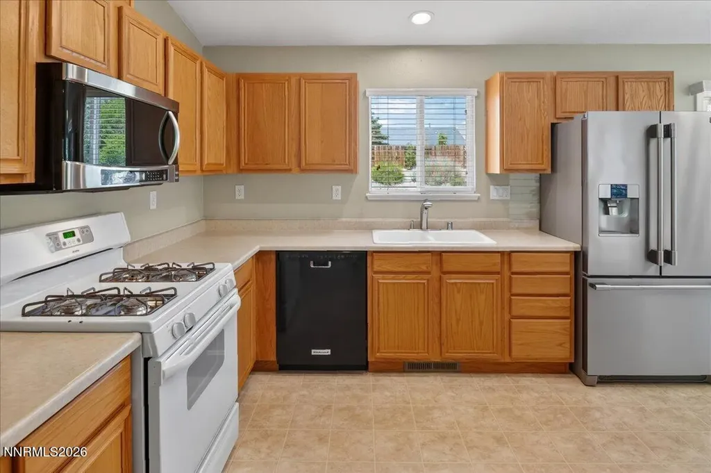 2385 Lenticular Spanish Springs NV 89441