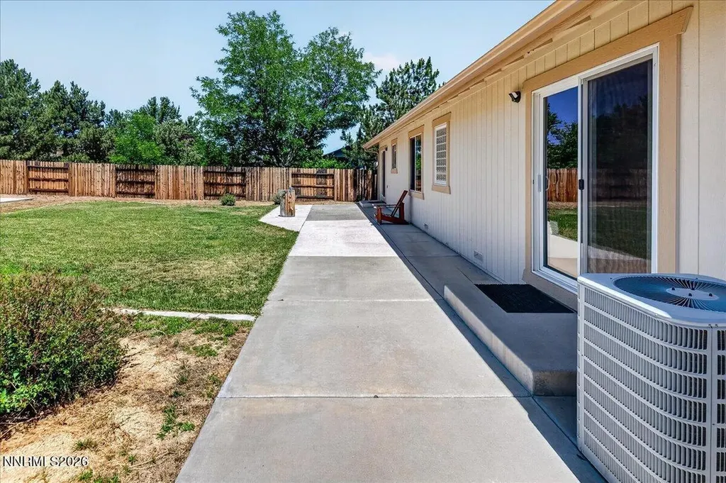 2385 Lenticular Spanish Springs NV 89441