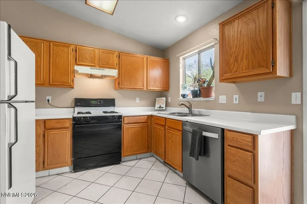 6375 Ottawa Sun Valley NV 89433