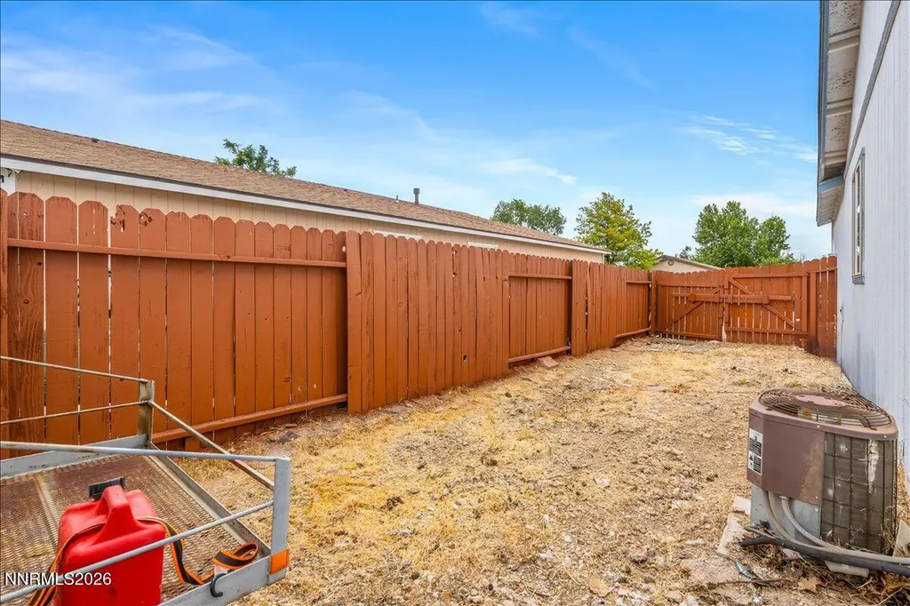 6375 Ottawa Sun Valley NV 89433