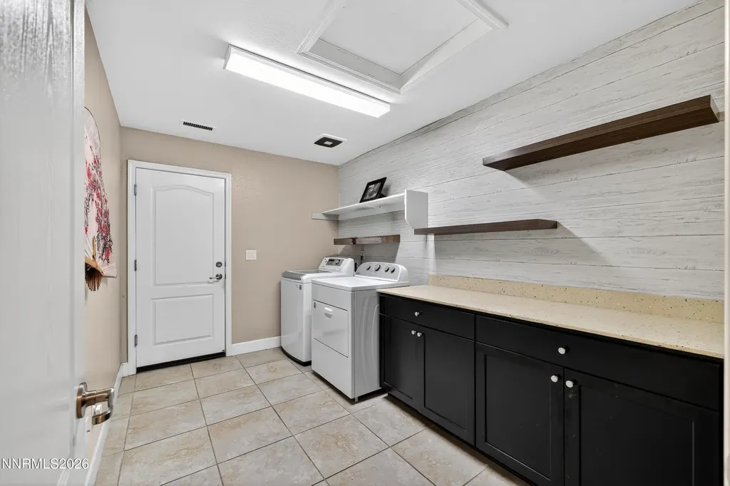 7140 Gazin Reno NV 89506