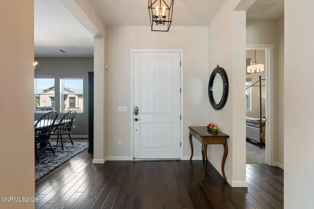 2268 Paint Horse Reno NV 89521