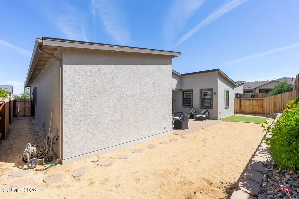 2268 Paint Horse Reno NV 89521