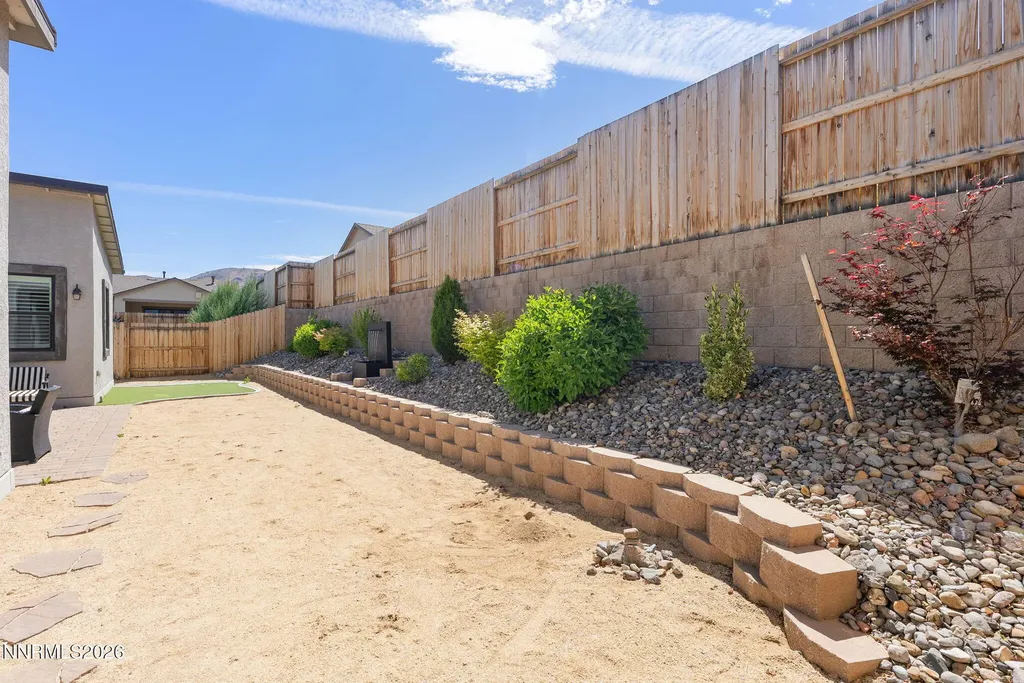 2268 Paint Horse Reno NV 89521