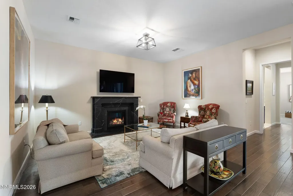 2268 Paint Horse Reno NV 89521
