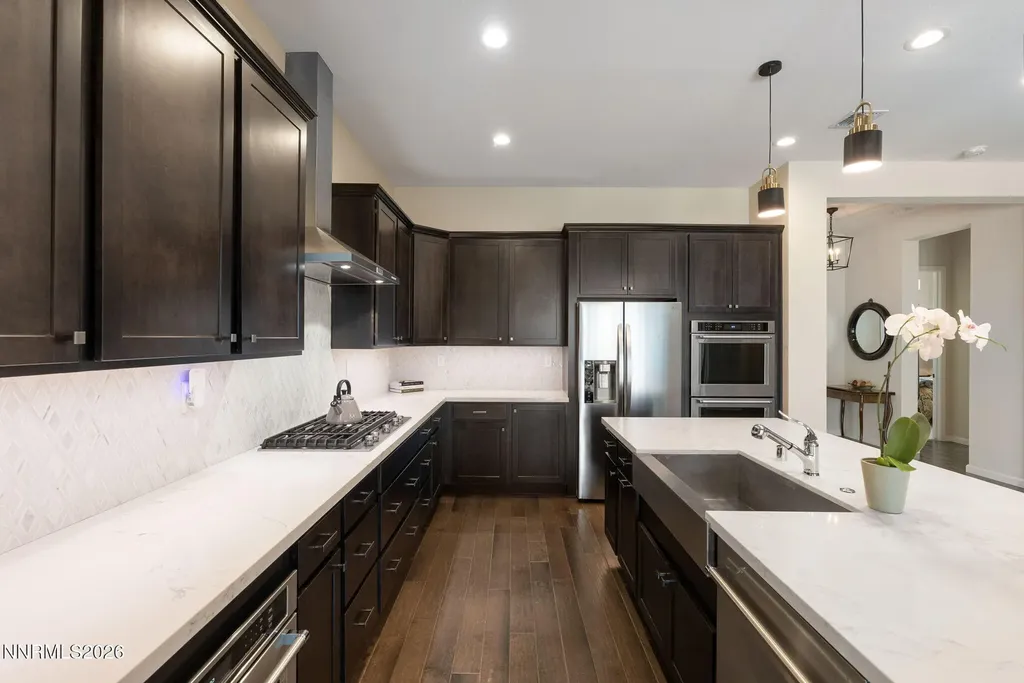 2268 Paint Horse Reno NV 89521