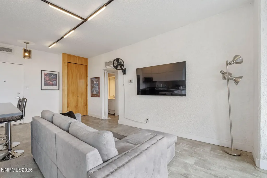 100 Arlington Reno NV 89501