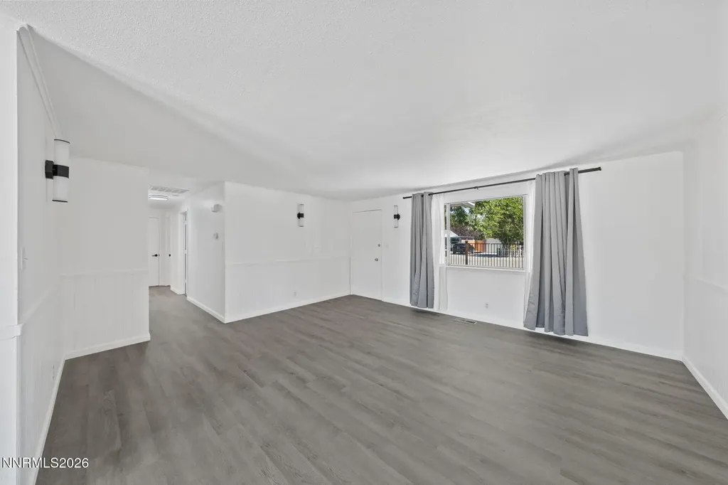 335 Mccart Fernley NV 89408