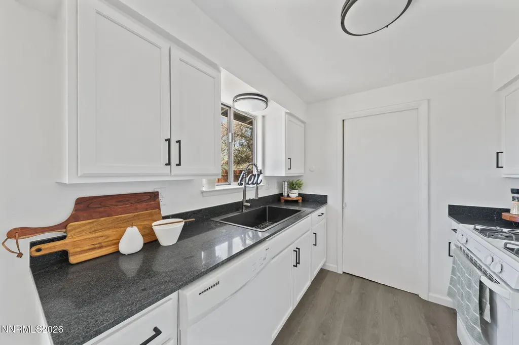 335 Mccart Fernley NV 89408