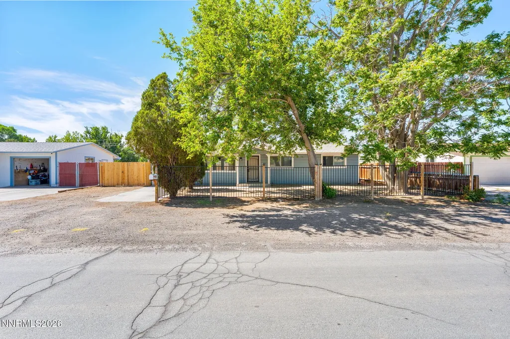 335 Mccart Fernley NV 89408