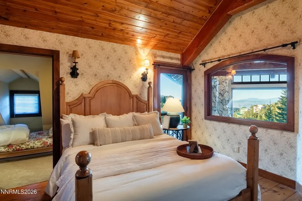 1631 Needle Peak Stateline NV 89449