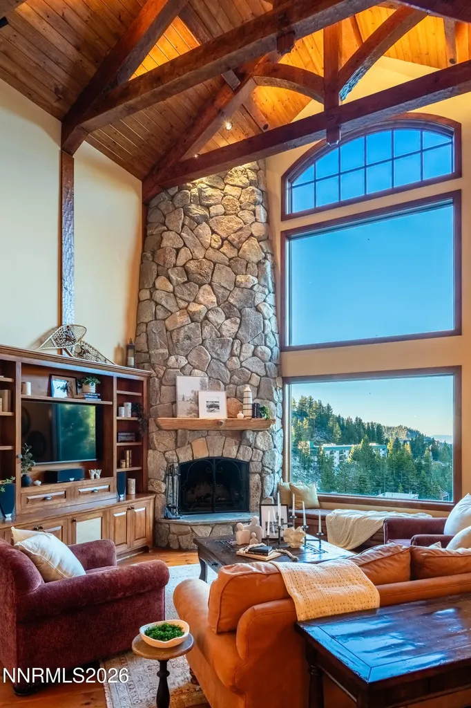 1631 Needle Peak Stateline NV 89449