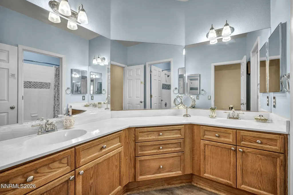 5910 Roxbury Reno NV 89523