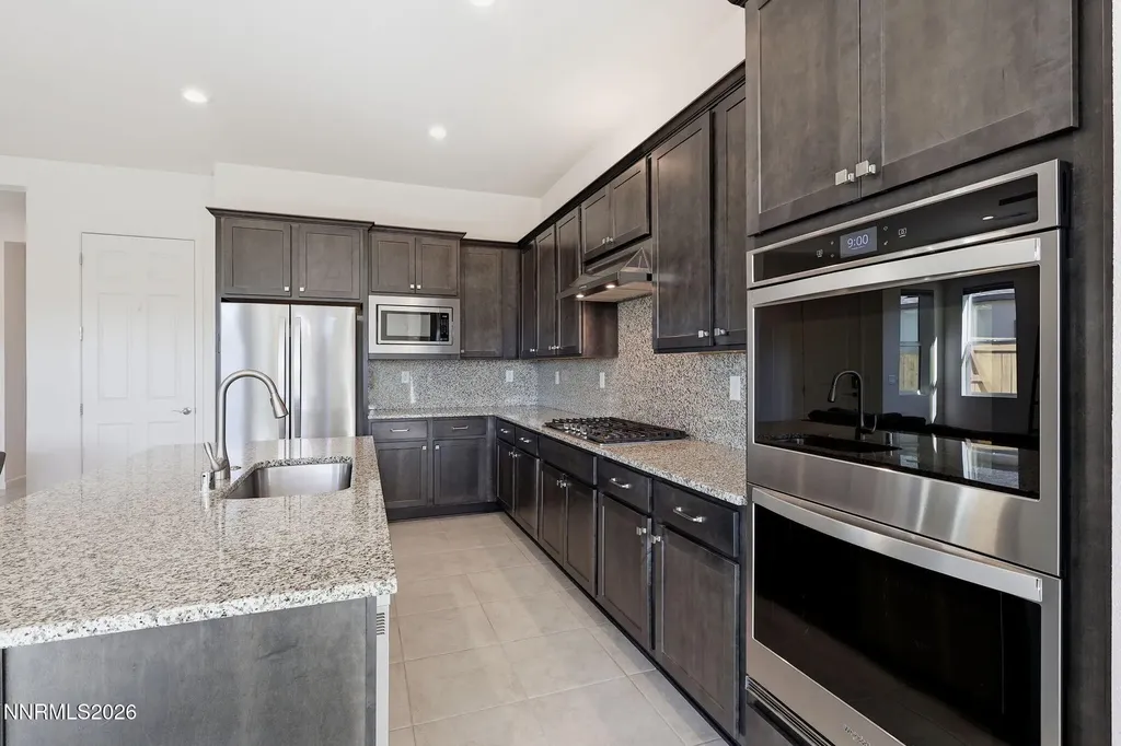 7334 Oakmont Sparks NV 89436
