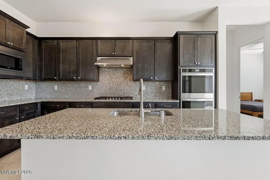 7334 Oakmont Sparks NV 89436