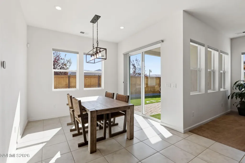 7334 Oakmont Sparks NV 89436