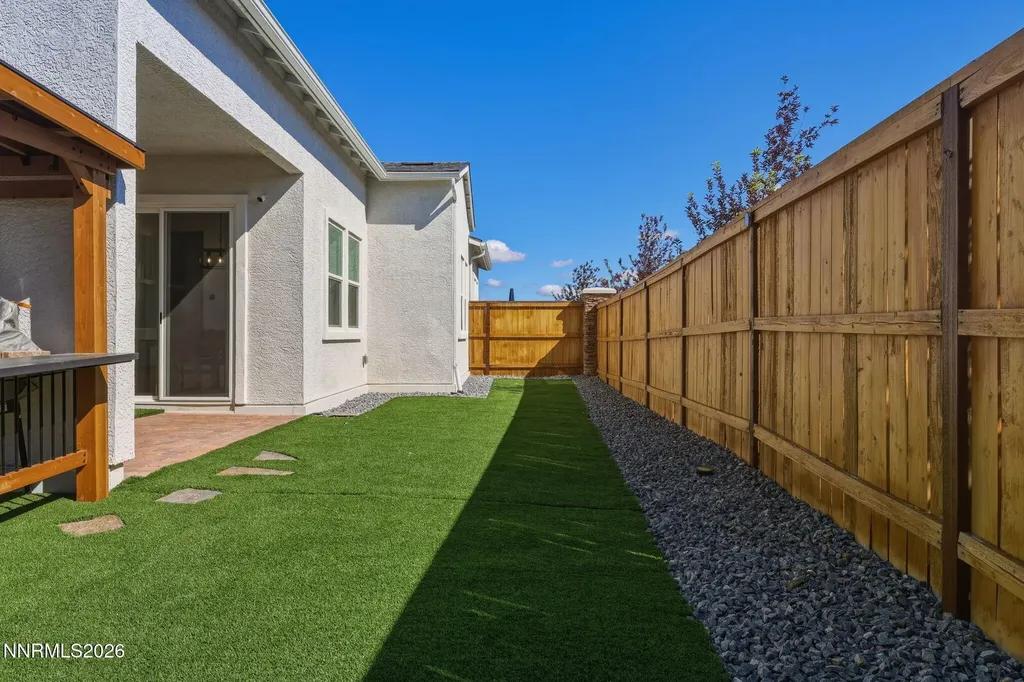 7334 Oakmont Sparks NV 89436