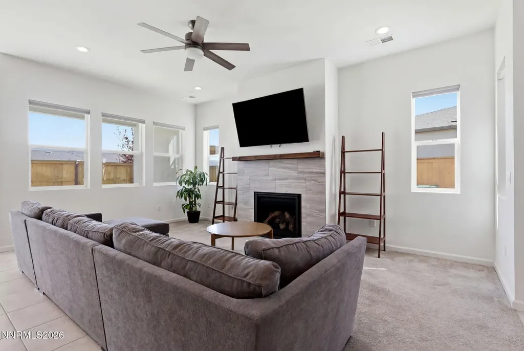 7334 Oakmont Sparks NV 89436