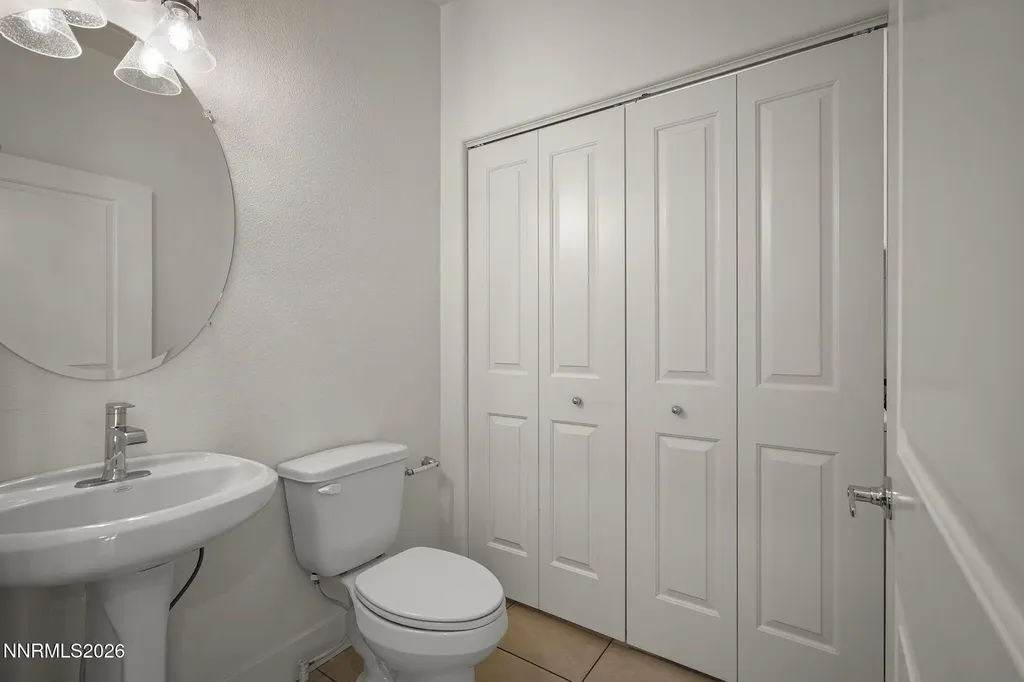 4915 Ciarra Kennedy Reno NV 89503
