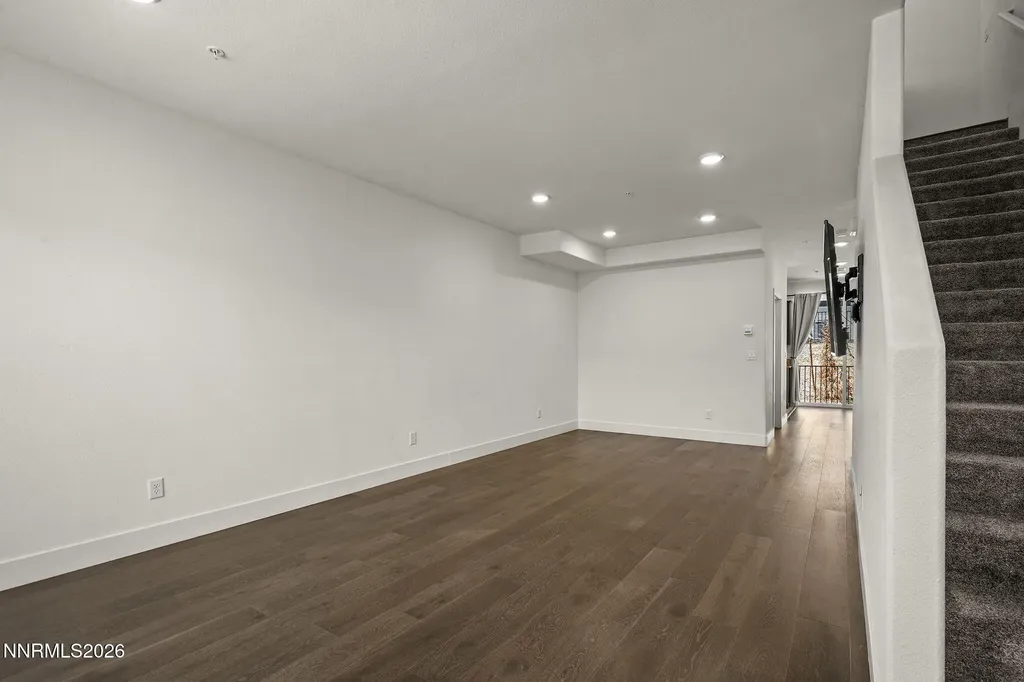 4915 Ciarra Kennedy Reno NV 89503