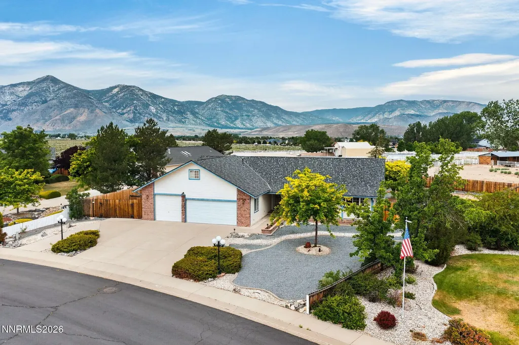 1379 Bridle Minden NV 89423
