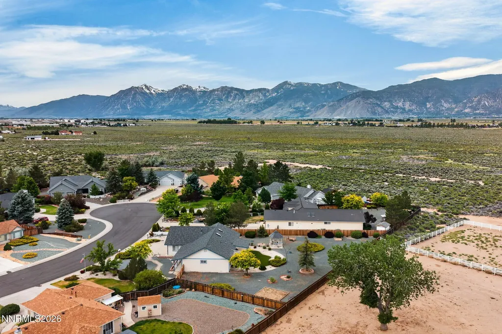 1379 Bridle Minden NV 89423