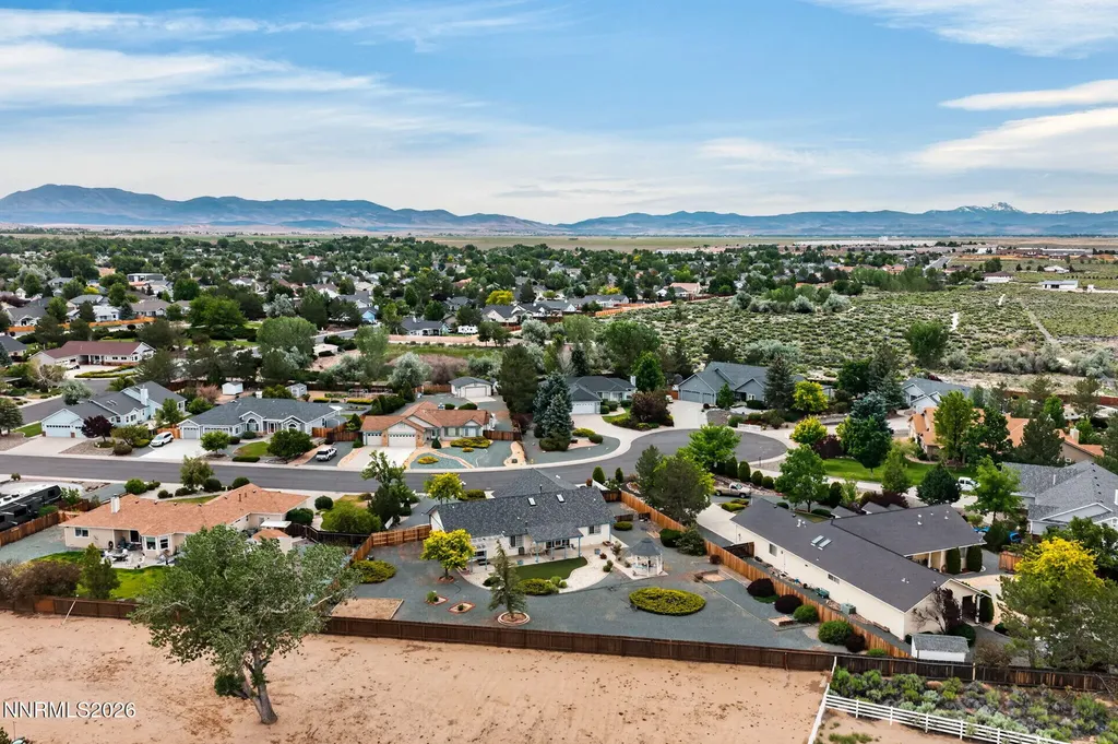 1379 Bridle Minden NV 89423