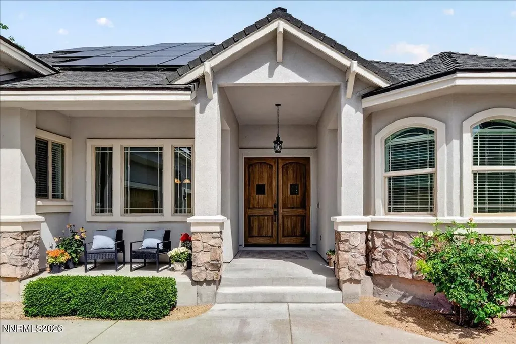6527 Rey Del Sierra Sparks NV 89436