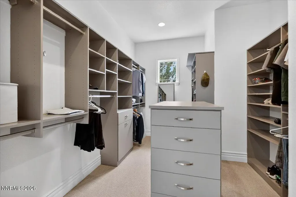 6527 Rey Del Sierra Sparks NV 89436