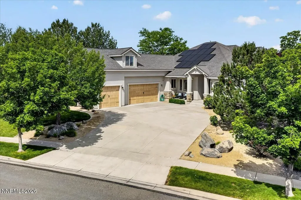 6527 Rey Del Sierra Sparks NV 89436