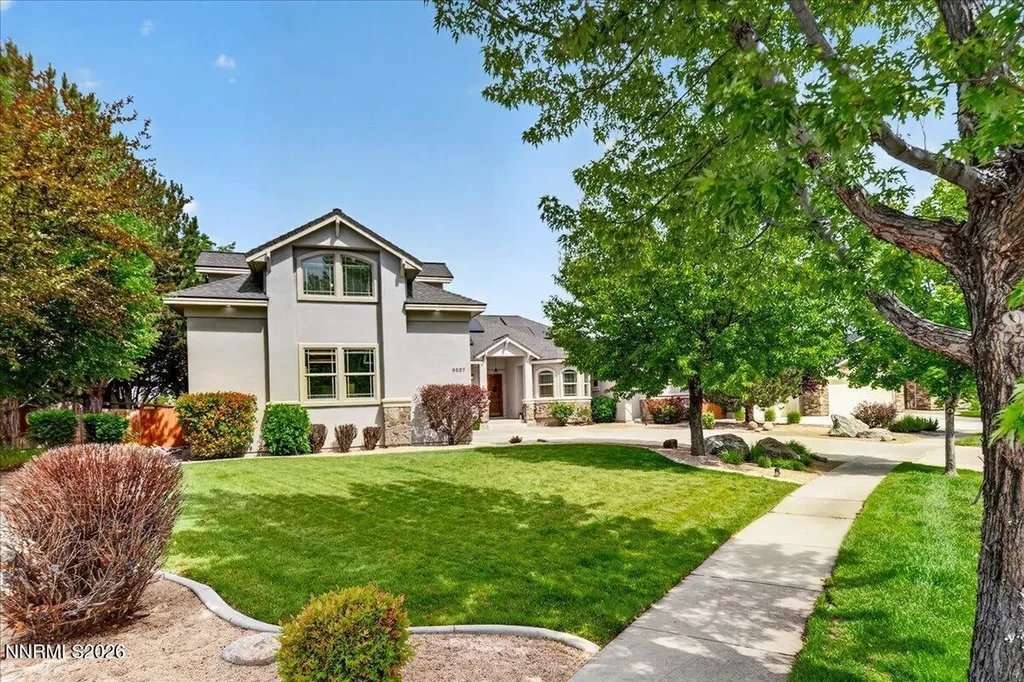 6527 Rey Del Sierra Sparks NV 89436