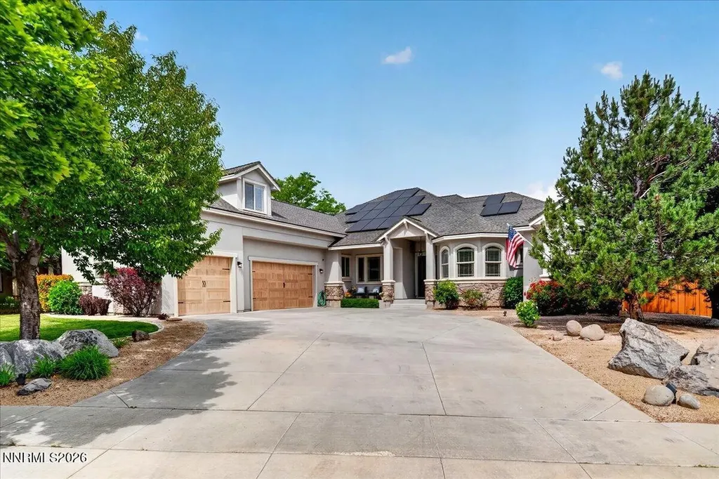6527 Rey Del Sierra Sparks NV 89436