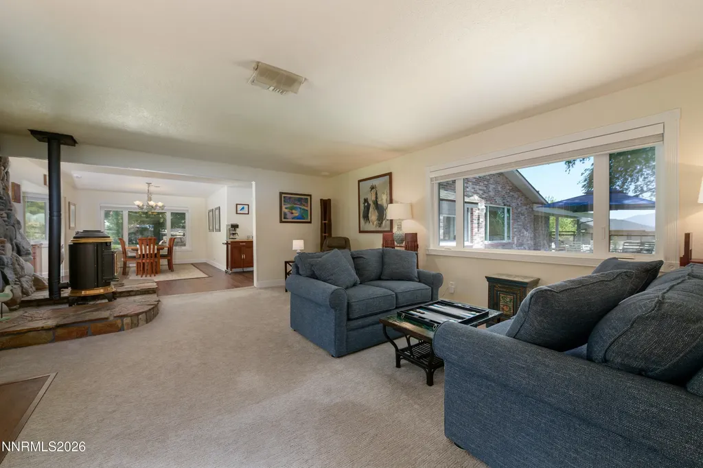 697 Indian Trail Gardnerville NV 89460