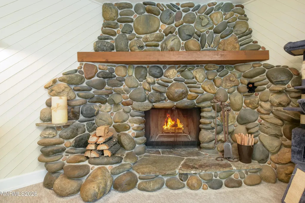 697 Indian Trail Gardnerville NV 89460