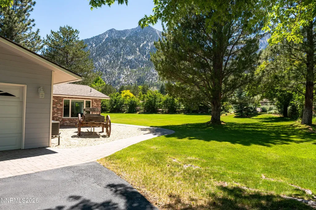 697 Indian Trail Gardnerville NV 89460