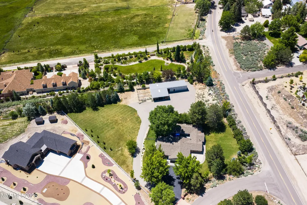 697 Indian Trail Gardnerville NV 89460