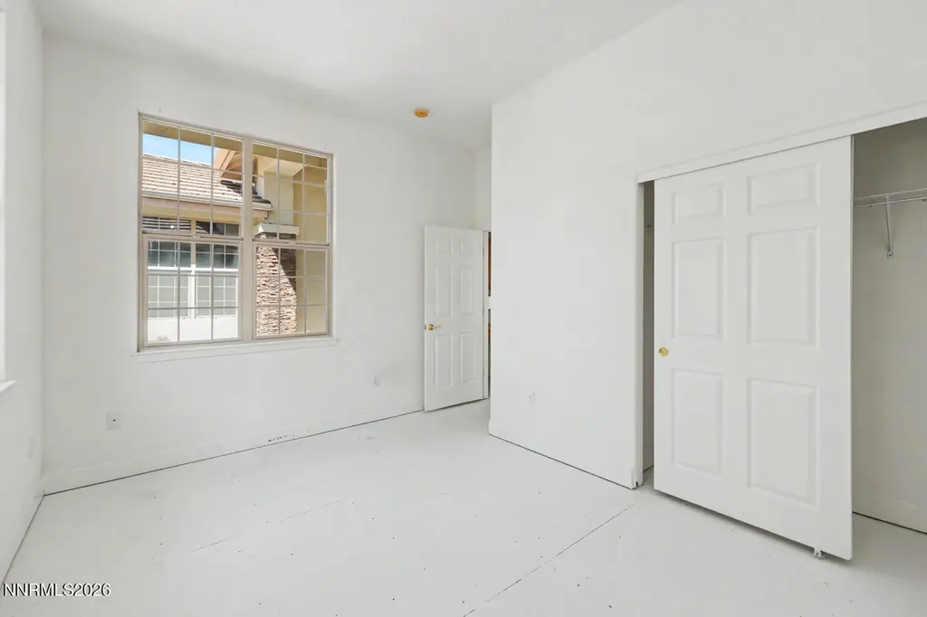 208 La Costa Dayton NV 89403