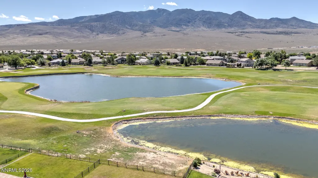 208 La Costa Dayton NV 89403