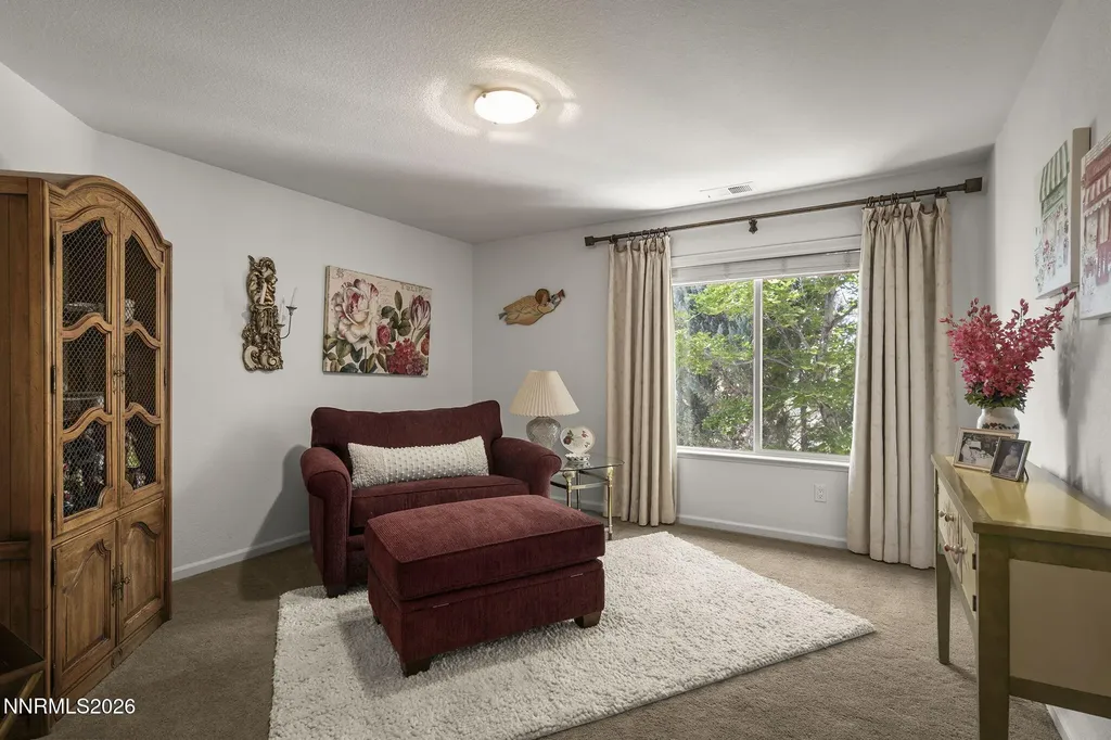 2736 Silverton Sparks NV 89436