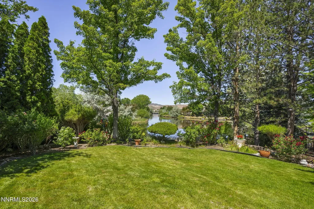 2736 Silverton Sparks NV 89436