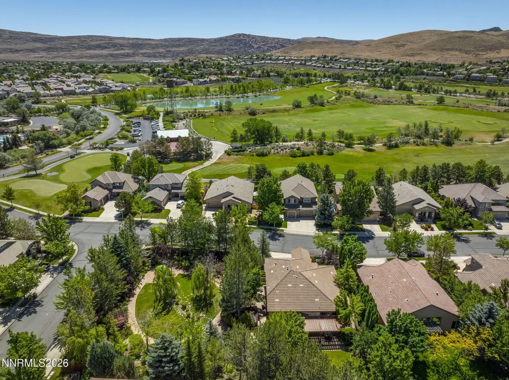 2736 Silverton Sparks NV 89436