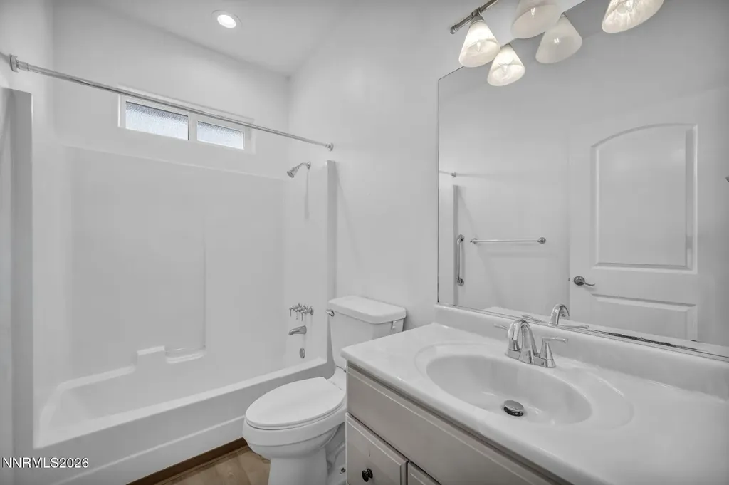 1785 Steven Fallon NV 89406