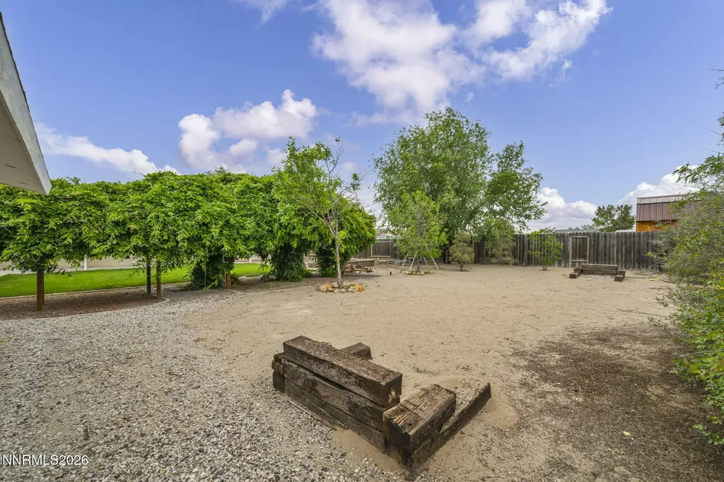 1785 Steven Fallon NV 89406
