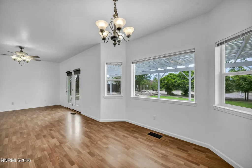 1785 Steven Fallon NV 89406